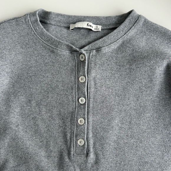 Aritzia Wilfred Free ribbed crop sweater, size XS, fits XS/S - Picture 7 of 8